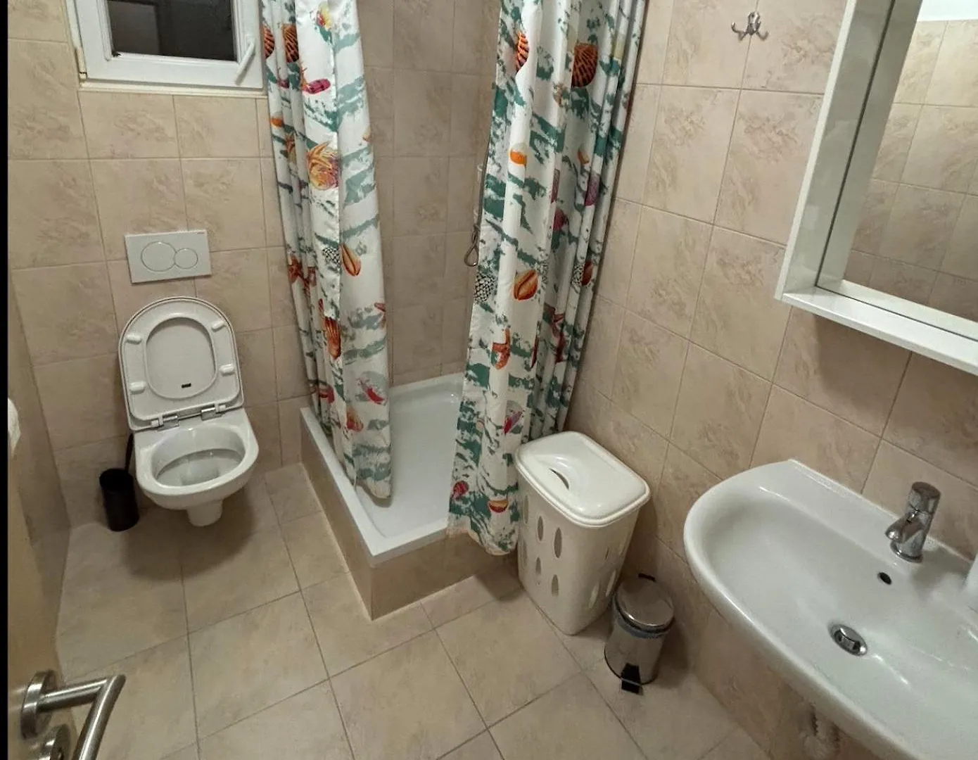 מסלניקה Apartments Maris 0*,  קרואטיה