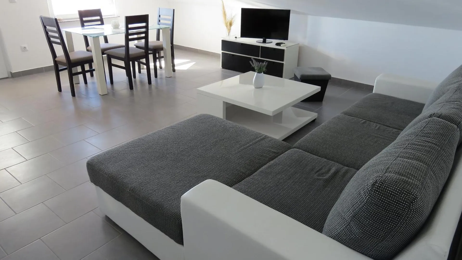 מסלניקה Apartments Maris